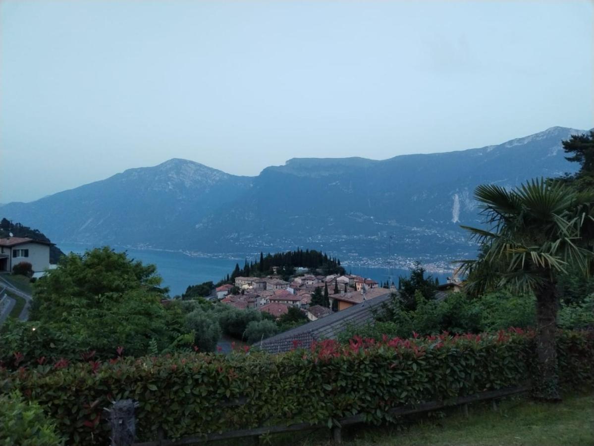 Appartamento Casa Pace Tremosine ภายนอก รูปภาพ