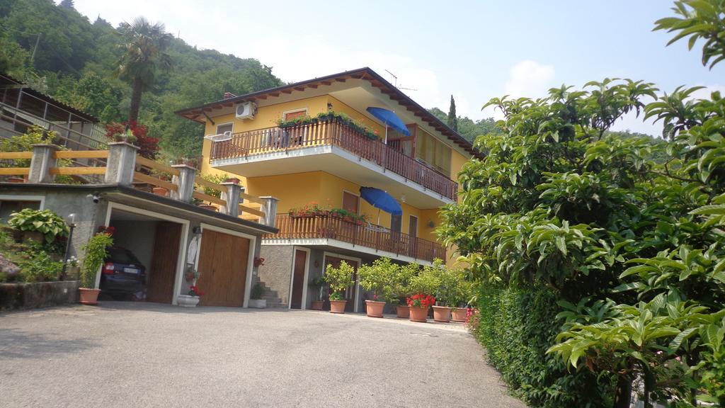 Appartamento Casa Pace Tremosine ภายนอก รูปภาพ