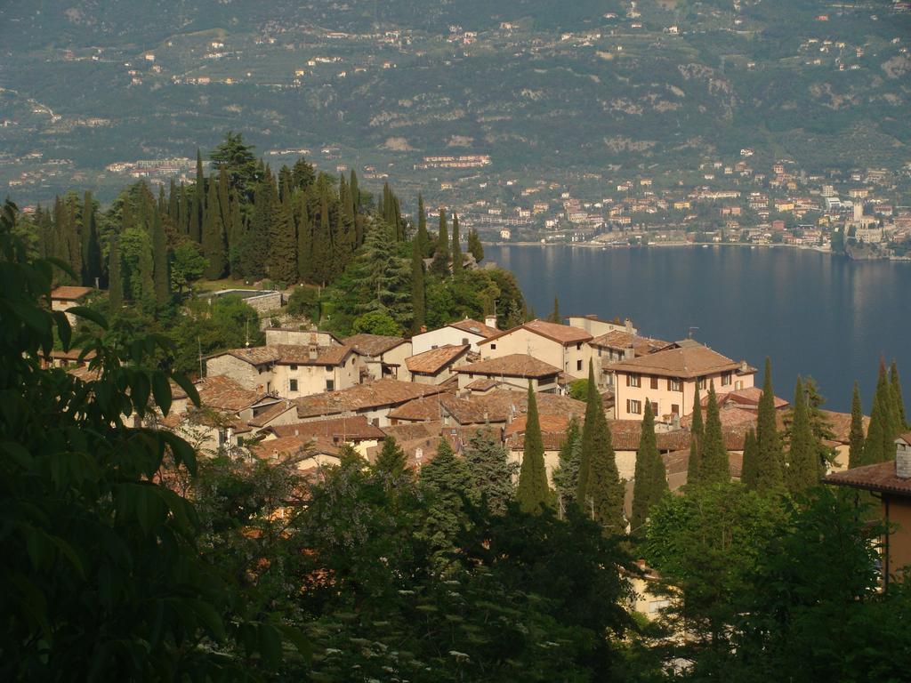 Appartamento Casa Pace Tremosine ภายนอก รูปภาพ