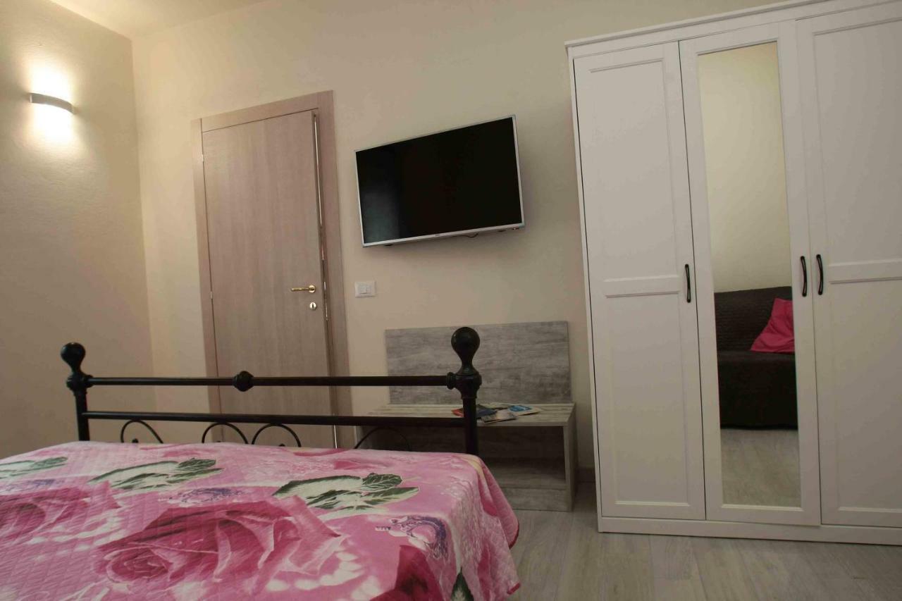 Appartamento Casa Pace Tremosine ภายนอก รูปภาพ
