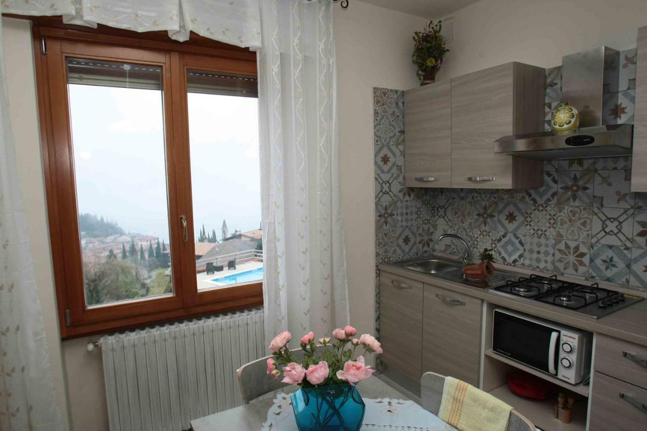 Appartamento Casa Pace Tremosine ภายนอก รูปภาพ