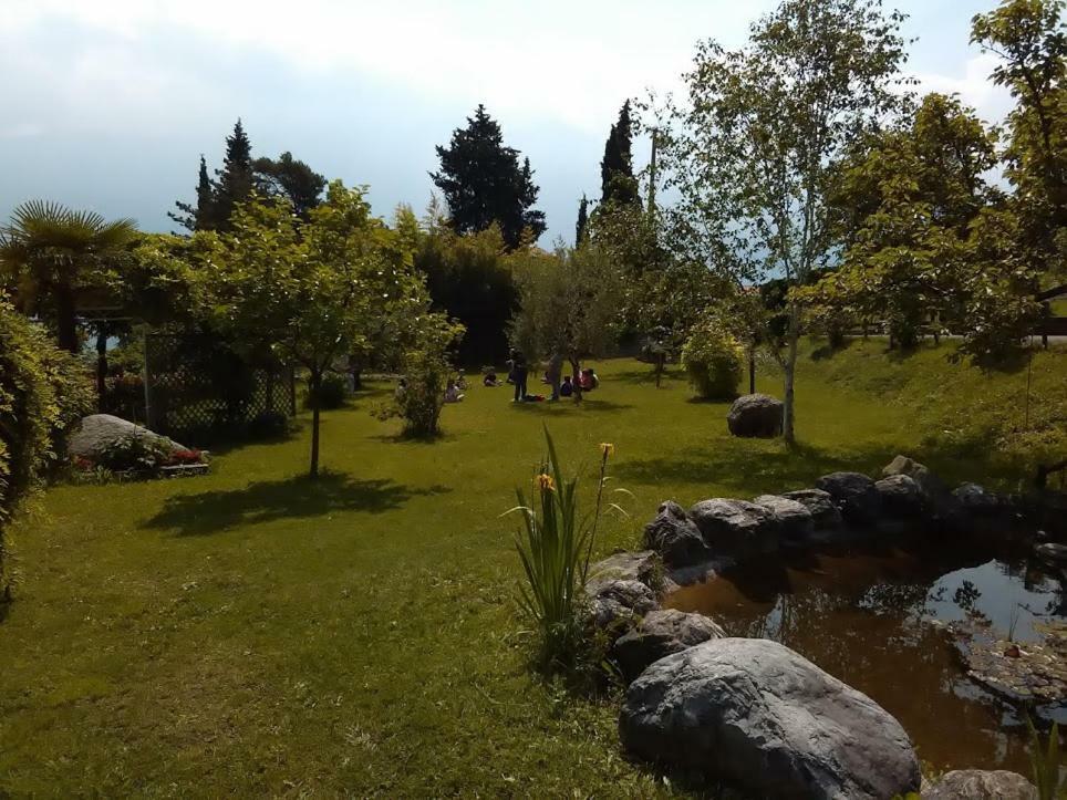 Appartamento Casa Pace Tremosine ภายนอก รูปภาพ